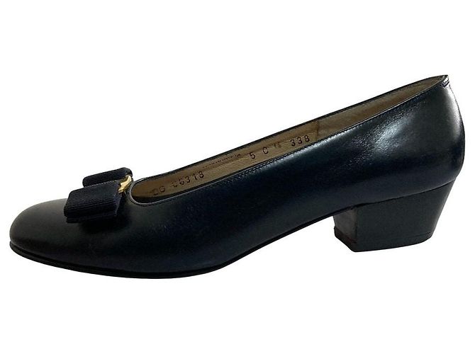 Salvatore Ferragamo Vara Lederpumps - Ansicht 5