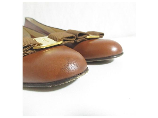 Salvatore Ferragamo Vara Lederpumps - Ansicht 9