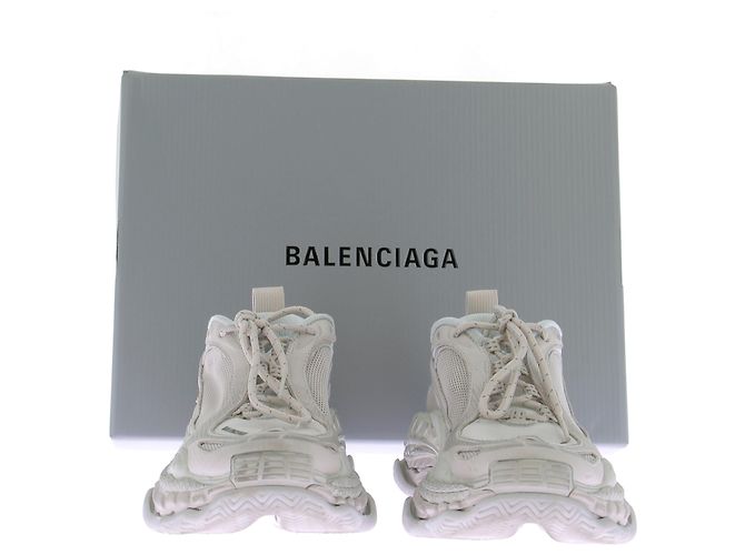 Balenciaga Baskets blanches "Triple S.2" - vue 8
