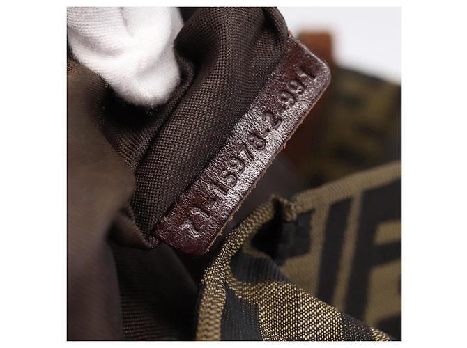Borsa Tote FENDI Zucca Canvas Nylon Marrone Nero - vista 20