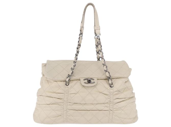 Borsa a tracolla CHANEL Chain Matelasse in pelle d'agnello Ivory Silver CC - vista 13