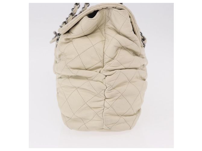 Borsa a tracolla CHANEL Chain Matelasse in pelle d'agnello Ivory Silver CC - vista 3