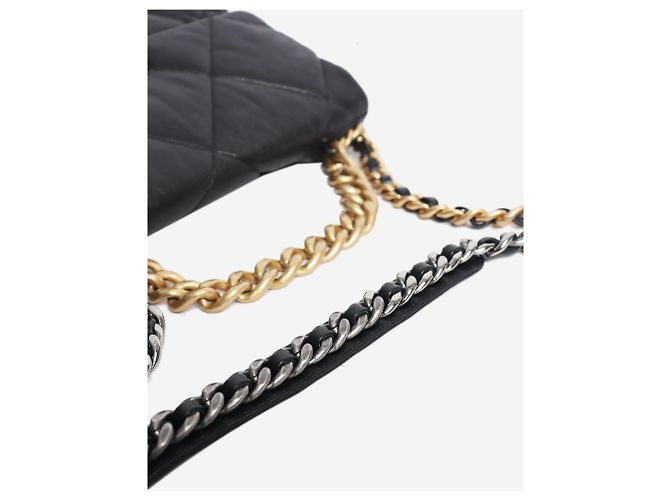Chanel Bolsa de ombro acolchoada em pele de cordeiro preta 19 com corrente - vista 6