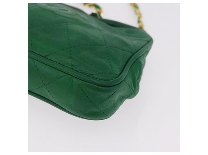 Borsa a tracolla CHANEL Matelasse con catena in pelle d'agnello verde e CC dorato - vista 17