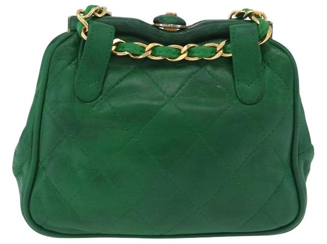 Borsa a tracolla CHANEL Matelasse con catena in pelle d'agnello verde e CC dorato - vista 2