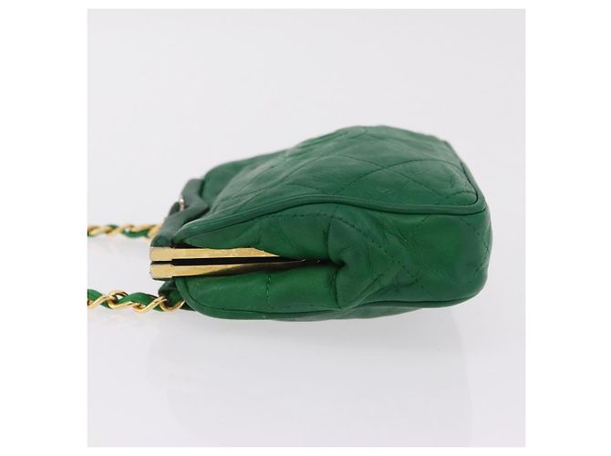Borsa a tracolla CHANEL Matelasse con catena in pelle d'agnello verde e CC dorato - vista 4