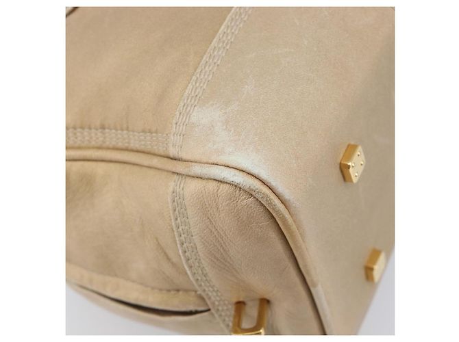 LOEWE Amazona 28 Bolsa de mão em couro dourado - vista 17