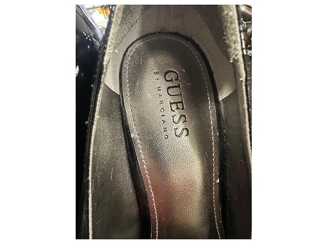Décolleté Guess in vernice nero - vista 4