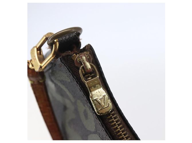 LOUIS VUITTON Graffiti Pochette Accessoires Pouch Khaki M92191 LV - vue 10