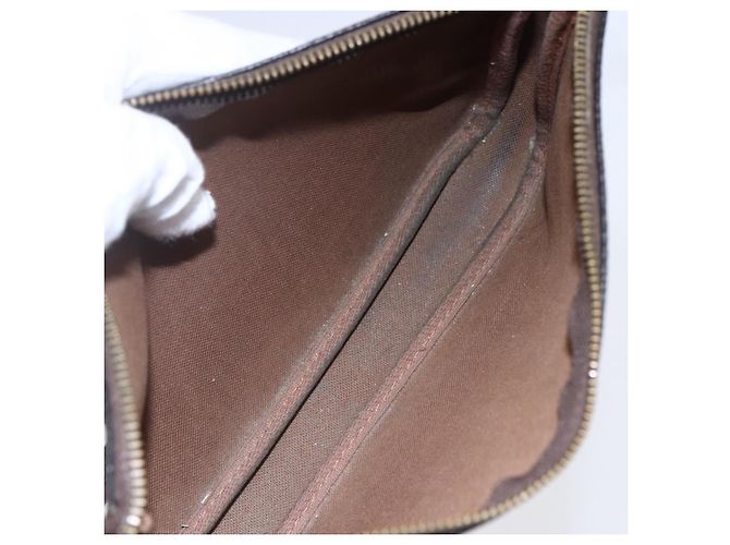 LOUIS VUITTON Graffiti Pochette Accessoires Pouch Khaki M92191 LV - vue 11