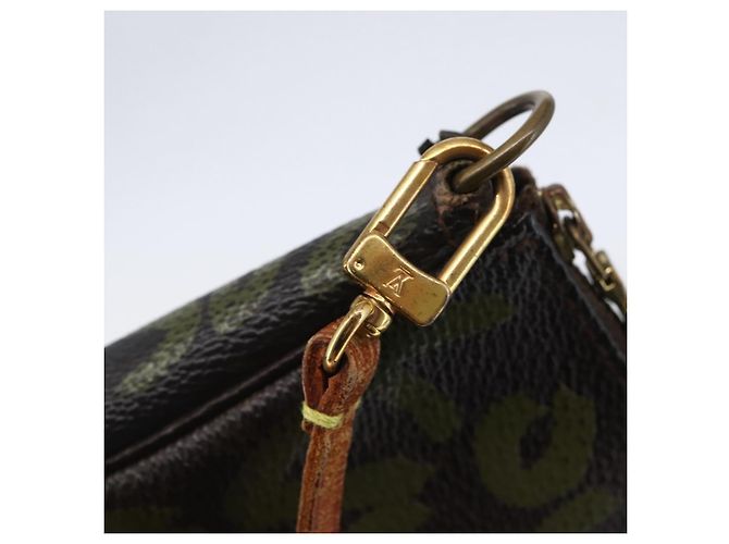 LOUIS VUITTON Graffiti Pochette Accessoires Pouch Khaki M92191 LV - vue 18