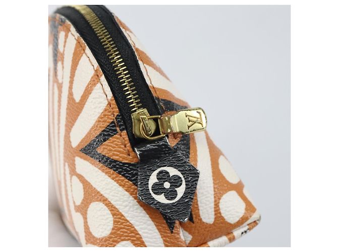 Organizer LOUIS VUITTON Giant Crafty Pochette Cosmetic PM Creme Caramel M45475 - vista 8