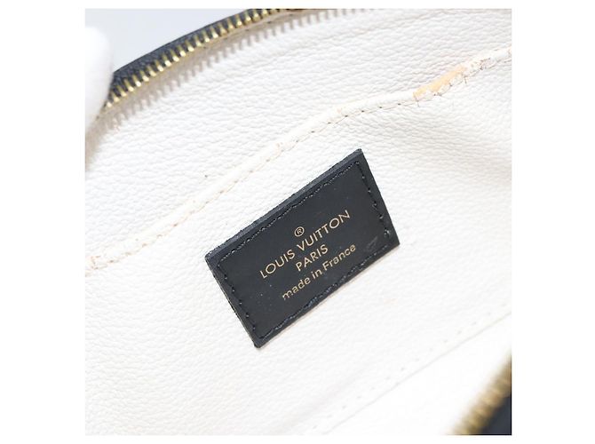Organizer LOUIS VUITTON Giant Crafty Pochette Cosmetic PM Creme Caramel M45475 - vista 9