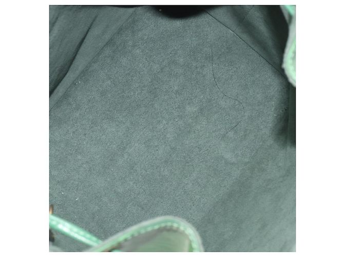 Borsa a tracolla LOUIS VUITTON Epi Petit Noe Green M44104 LV - vista 11