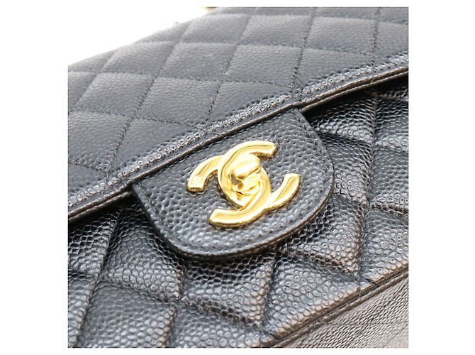 Timeless Borsa a tracolla Chanel in pelle caviar nera matelassé - vista 6