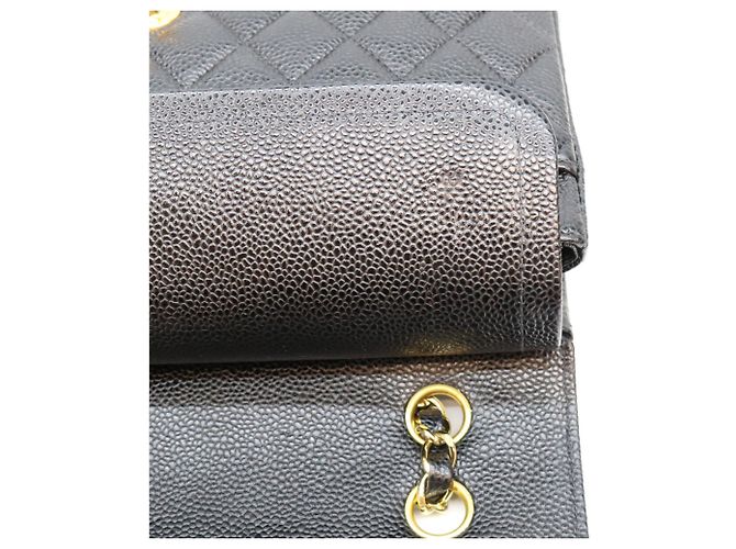 Timeless Borsa a tracolla Chanel in pelle caviar nera matelassé - vista 8