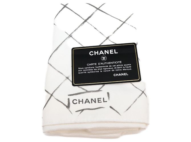 Timeless Chanel Matelassé 25 Schultertasche - Ansicht 13