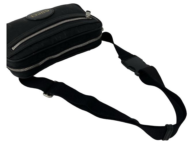 Borsa a tracolla GUCCI Off the Grid in nylon e pelle con logo GG - vista 4