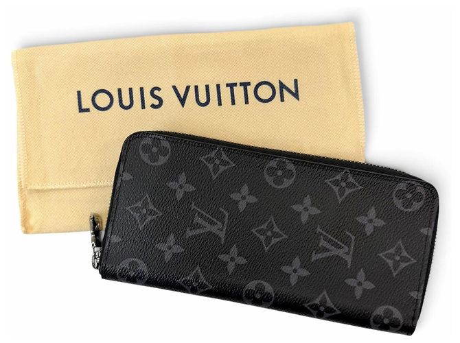 Carteira Longa Louis Vuitton Monogram Eclipse - vista 2