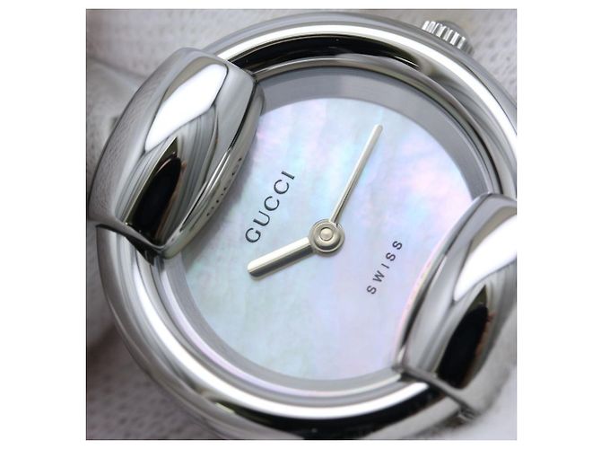Orologio bangle Gucci da donna YA014510 1400L - vista 8