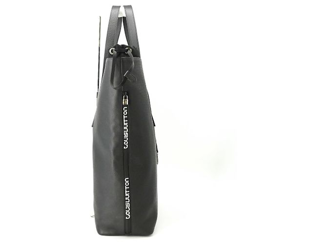 Louis Vuitton Cabas Light Tote Bag - view 3