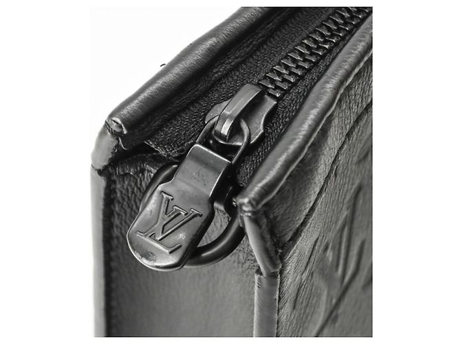Louis Vuitton Monogram Shadow Gaston Wearable Wallet Shoulder Bag - vista 6