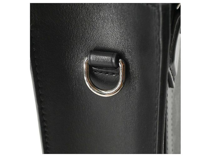 Louis Vuitton Monogram Canvas Shoulder Bag - view 9