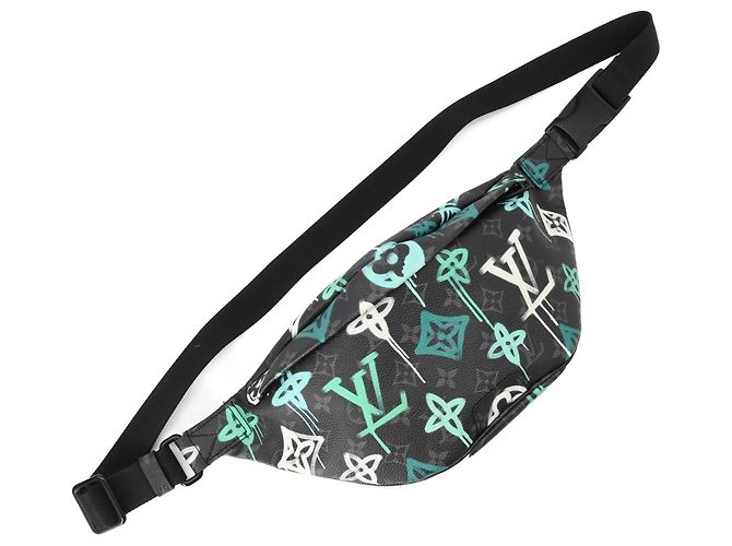 Louis Vuitton Discovery Bumbag PM - vista 7