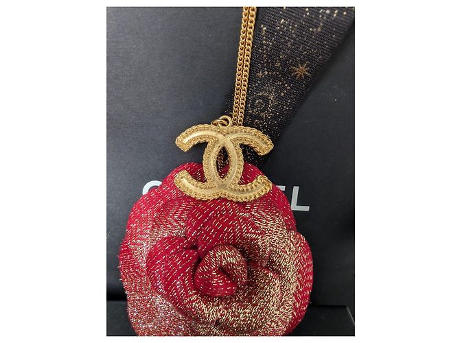 Colar Chanel CC 12A XL Logo Matte Tom Dourado - vista 7
