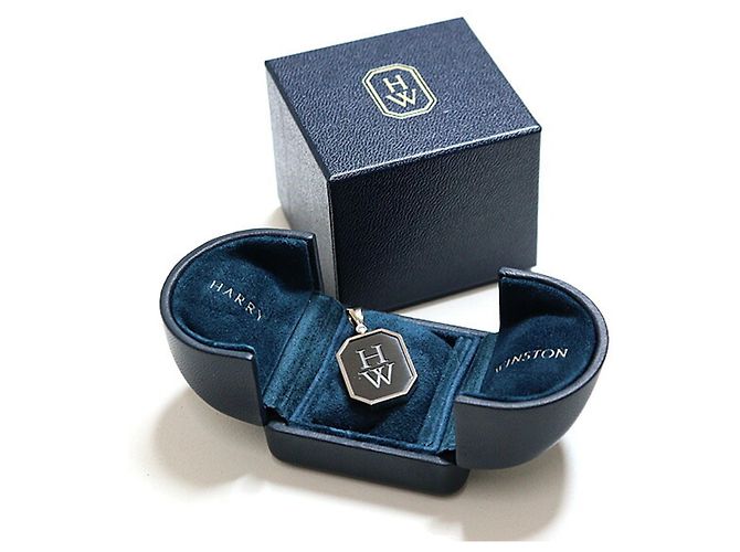 Pendente Harry Winston HW Charm in oro bianco 18K e diamanti neri - vista 6