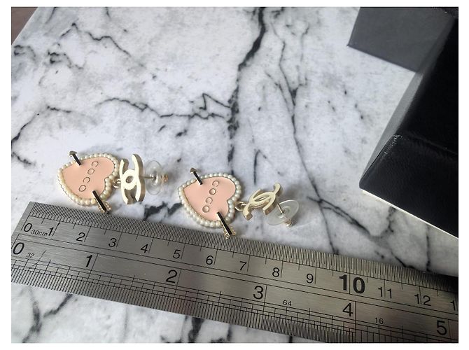 Orecchini Chanel CC Cuore e Freccia con Perle Rosa - vista 12