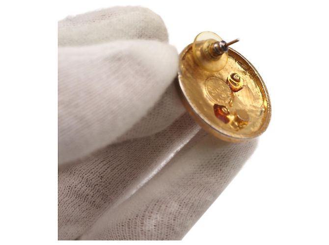 Orecchini Chanel Gold CC placcati in oro rotondi con chiusura a pressione - vista 4