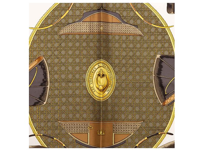 Pañuelo de seda Hermès Brown Les Voitures A Transformation 90 - vista 2