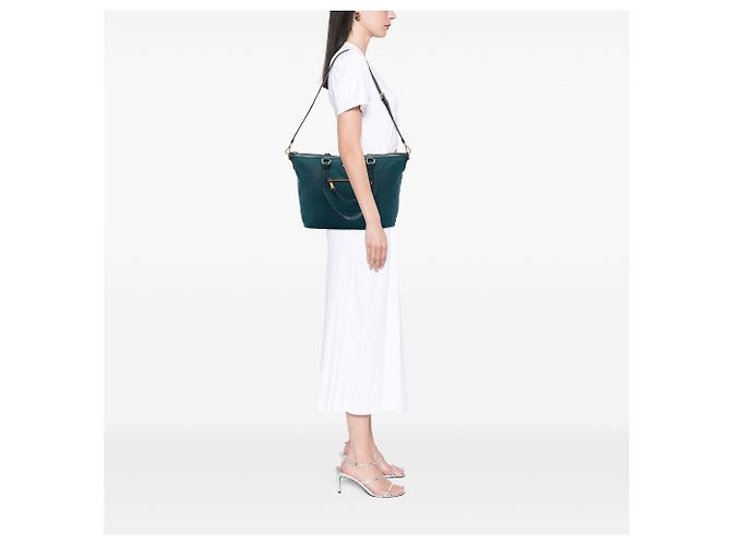 Sac cabas convertible Prada en Tessuto bleu avec garnitures en Saffiano et fermeture éclair frontale - vue 6