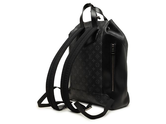 Mochila Louis Vuitton Black Monogram Eclipse Explorer - vista 2