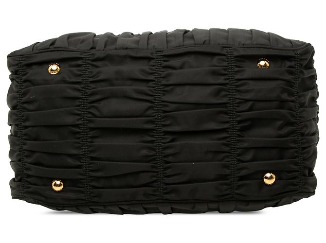 Bolsa Satchel Prada em Tessuto Gaufre Preta - vista 3