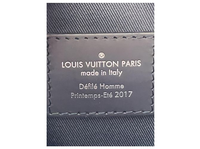Louis Vuitton Blue Chapman Brothers Monogram Savane Messenger PM - vista 4