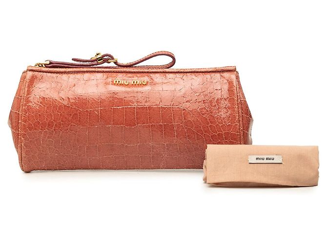 Pochette Miu Miu Saint Cocco Lux in vernice effetto coccodrillo rosa - vista 7