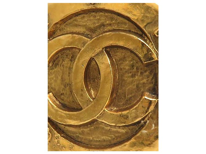 Orecchini a clip rotondi Chanel Gold CC con logo placcato oro - vista 4