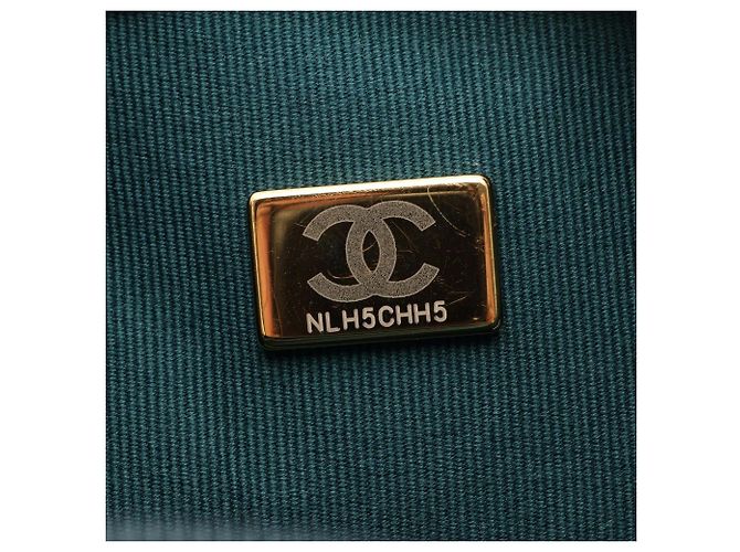 Chanel Mini Square Quilted Lambskin Bijoux Logo Chain Flap Verde - vista 5