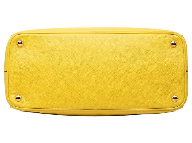 Bolso Prada Yellow Medium Saffiano Lux Galleria Double Zip Satchel - vista 3