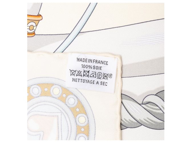 Foulard di seta Hermès White Harnais de Coeur 90 - vista 3