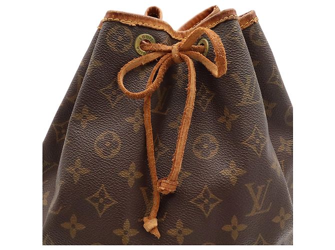 Louis Vuitton Monogram Noe Shoulder Bag - view 7