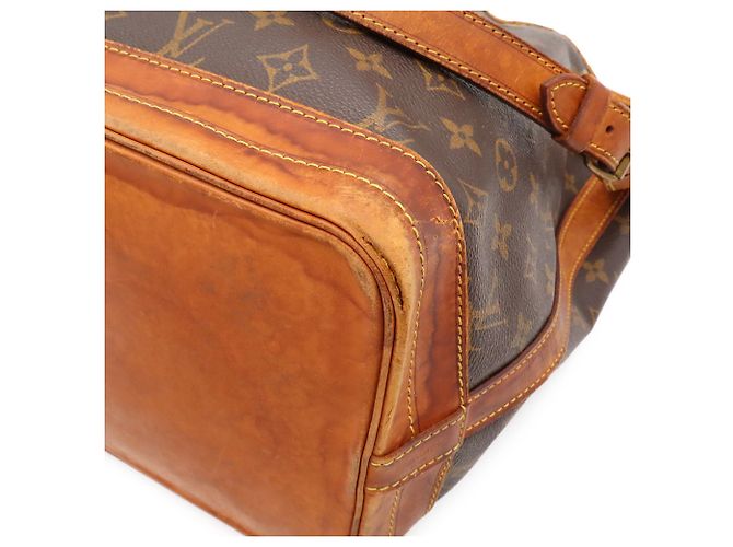 Sac à épaule Louis Vuitton Monogram Noe Modèle M42224 - vue 4