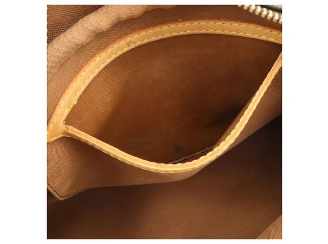 Bolsa de Ombro Louis Vuitton Monogram Montorgueil PM - vista 8