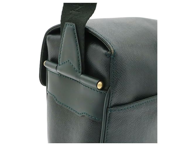 Borsa a tracolla Louis Vuitton Taiga Yaranga - vista 5