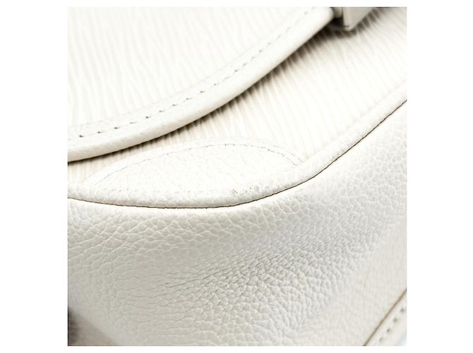 Louis Vuitton Buci Epi Leather - vista 6