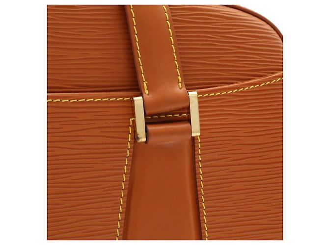 Bolso de hombro Louis Vuitton Epi Voltaire - vista 7