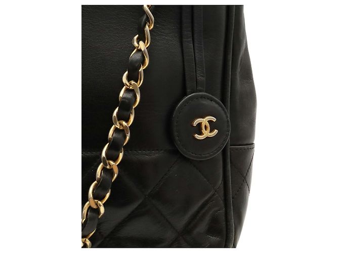 Bolsa de Ombro com Corrente Chanel Matelassé - vista 6