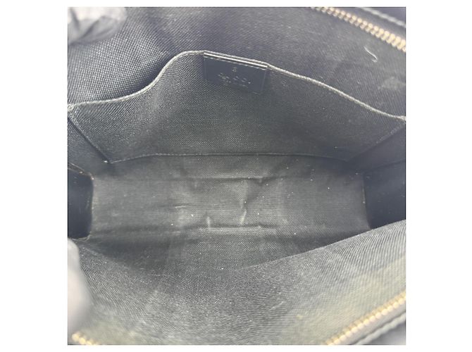 Gucci Web Zip-Etui aus GG beschichtetem Canvas - Ansicht 5